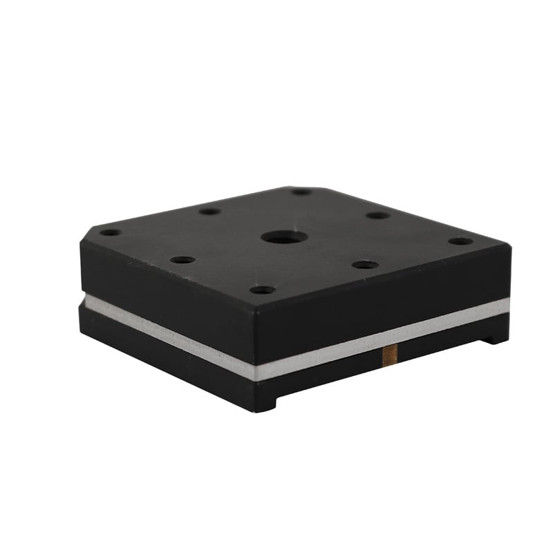 Magnet Holdeplade 65x65 Mm Med M8 Og 8xm4 Gevindhul