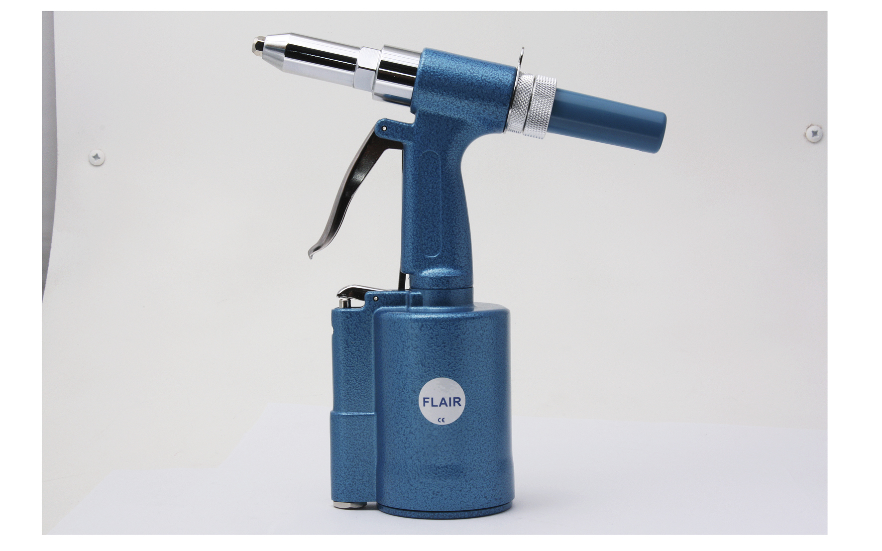 Trykluft Blindnittepistol For Nitter         Mm